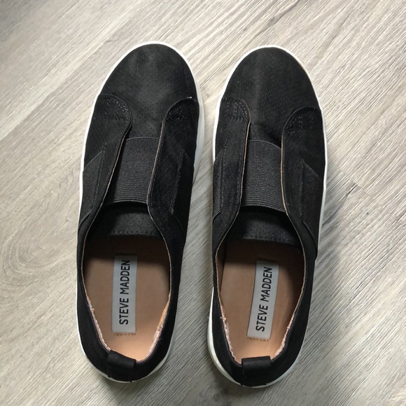 Steve Madden slip-on sneakers - Picture 6 of 9